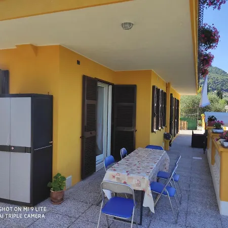 Bifamily House In Villa *