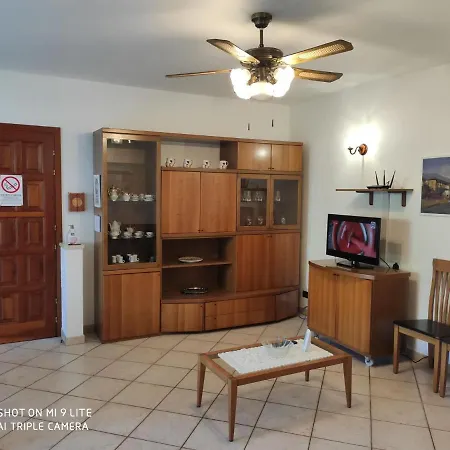 Bifamily House In Villa Ventimiglia
